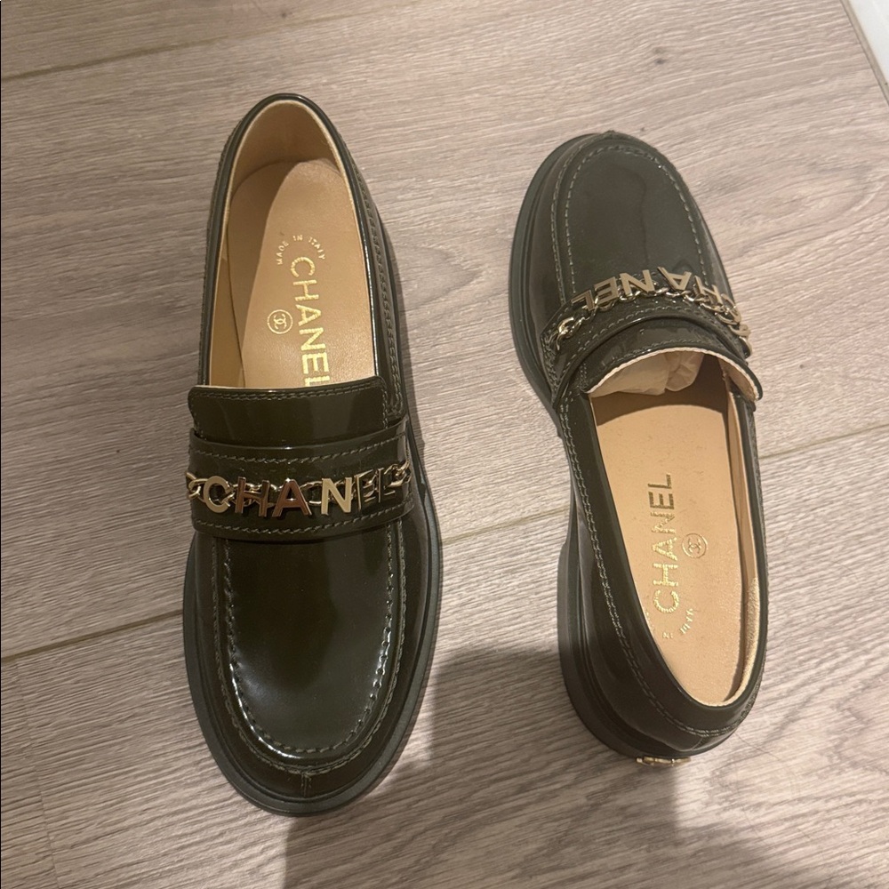 CHANEL Olive Green Patent Leather Chain-Detail Loafers - BRAND NEW